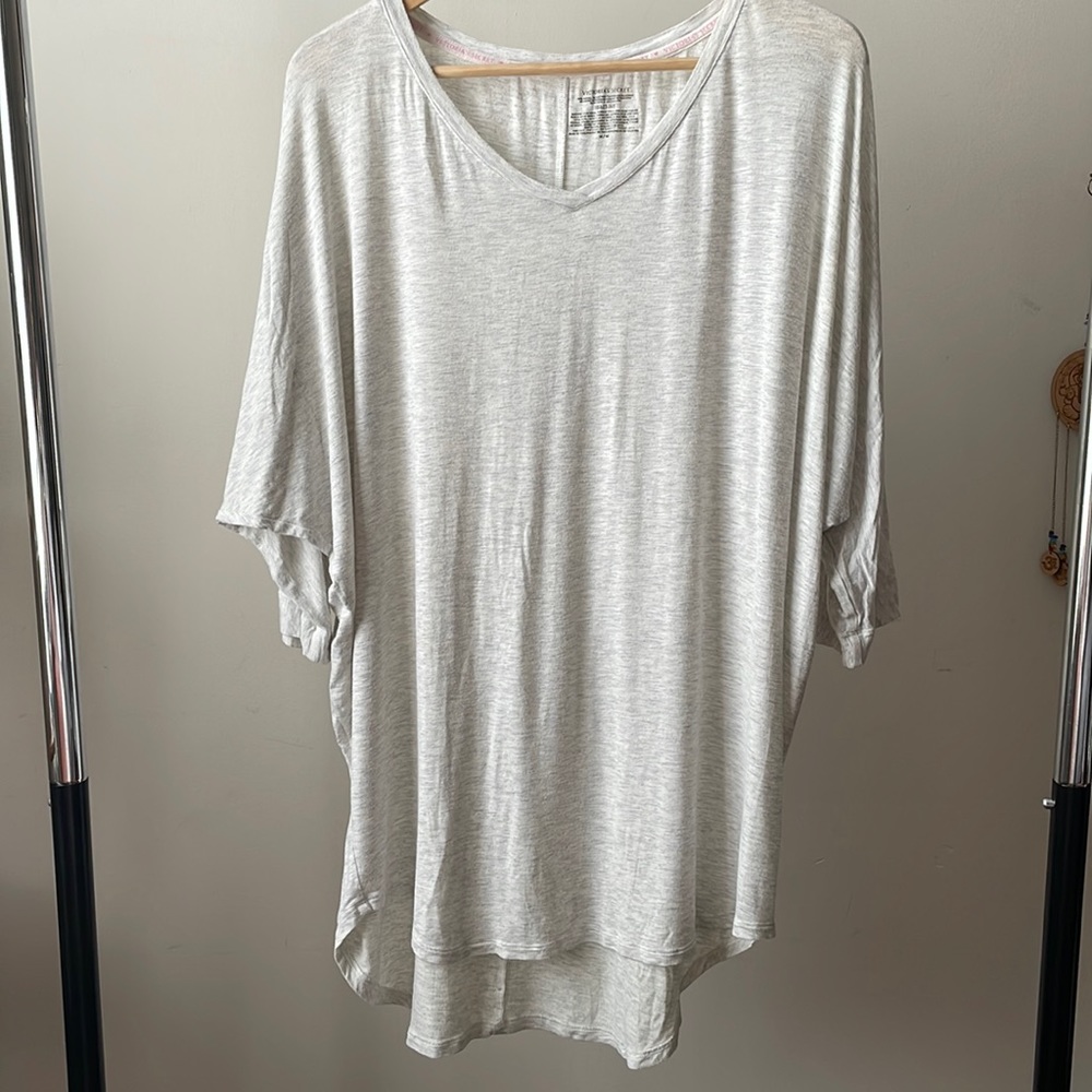 Victoria Secret Gray Oversized Batwing Yoga Quarter Sleeve Ultra Soft Top Medium